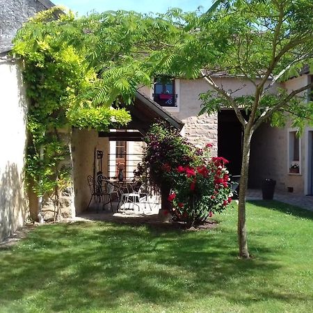 Ilot Bonheur Ury Exterior foto