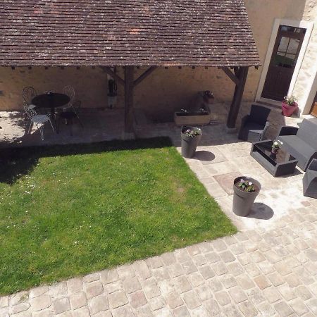 Ilot Bonheur Ury Exterior foto
